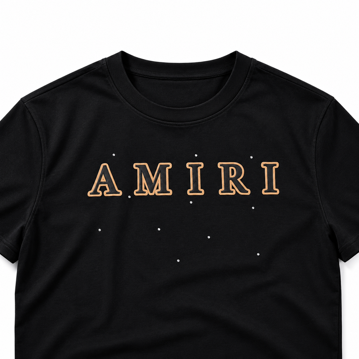 Conjunto AMIRI negro y crema con pantaloneta de monograma